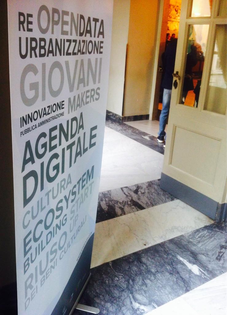 turibenintende's tweet photo. A palazzo degli elefanti le porte aperte alle istanze degli innovatori sociali #Code4Catania #contaminiamo http://t.co/ZW4QlvMeoV