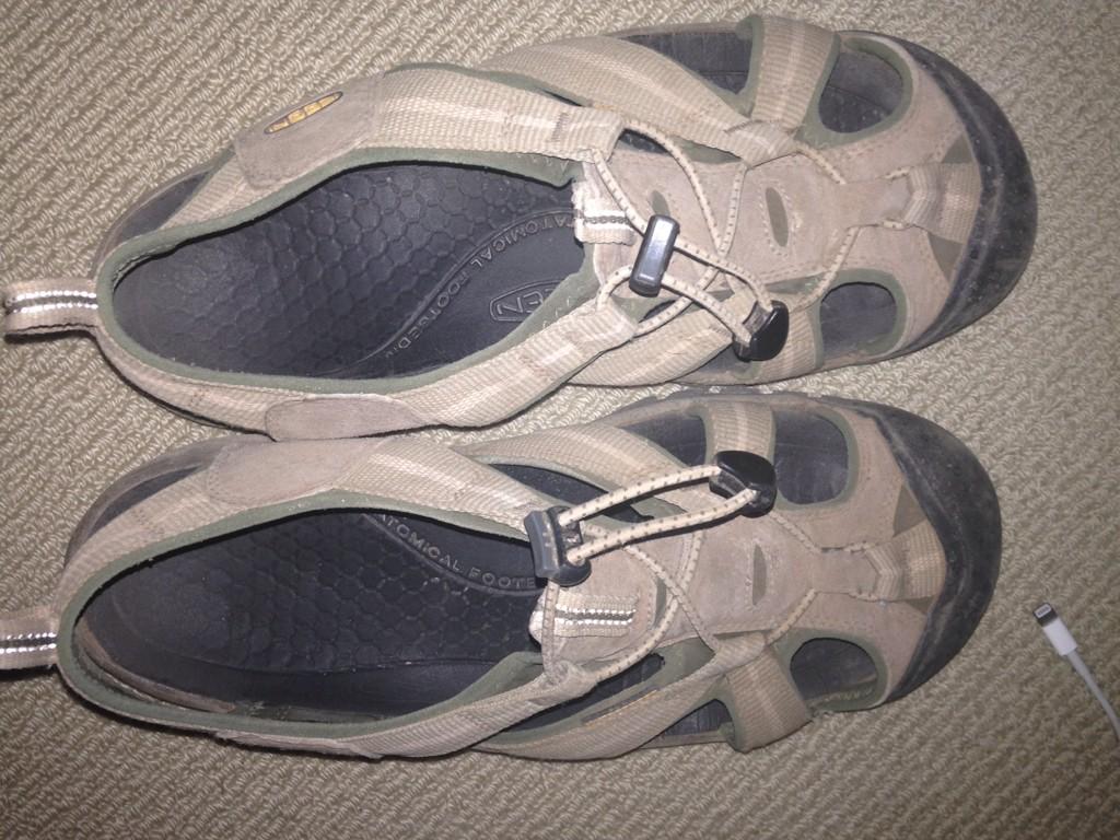 FundLarapinta's tweet photo. @Melhomie @KEEN @larapintawalk I've been wearing Keen for all my Larapinta trail walks, they've travelled the planet http://t.co/nXDcOfoVfz
