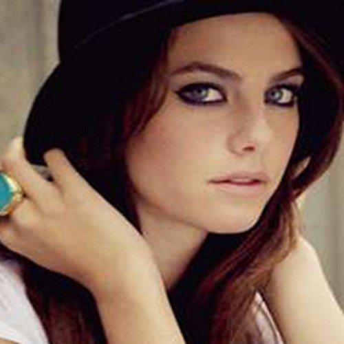BookRol_RN's tweet photo. Thalia Grace
Ocupado
@ThaliaGraceRN http://t.co/Y83oC7y0zy