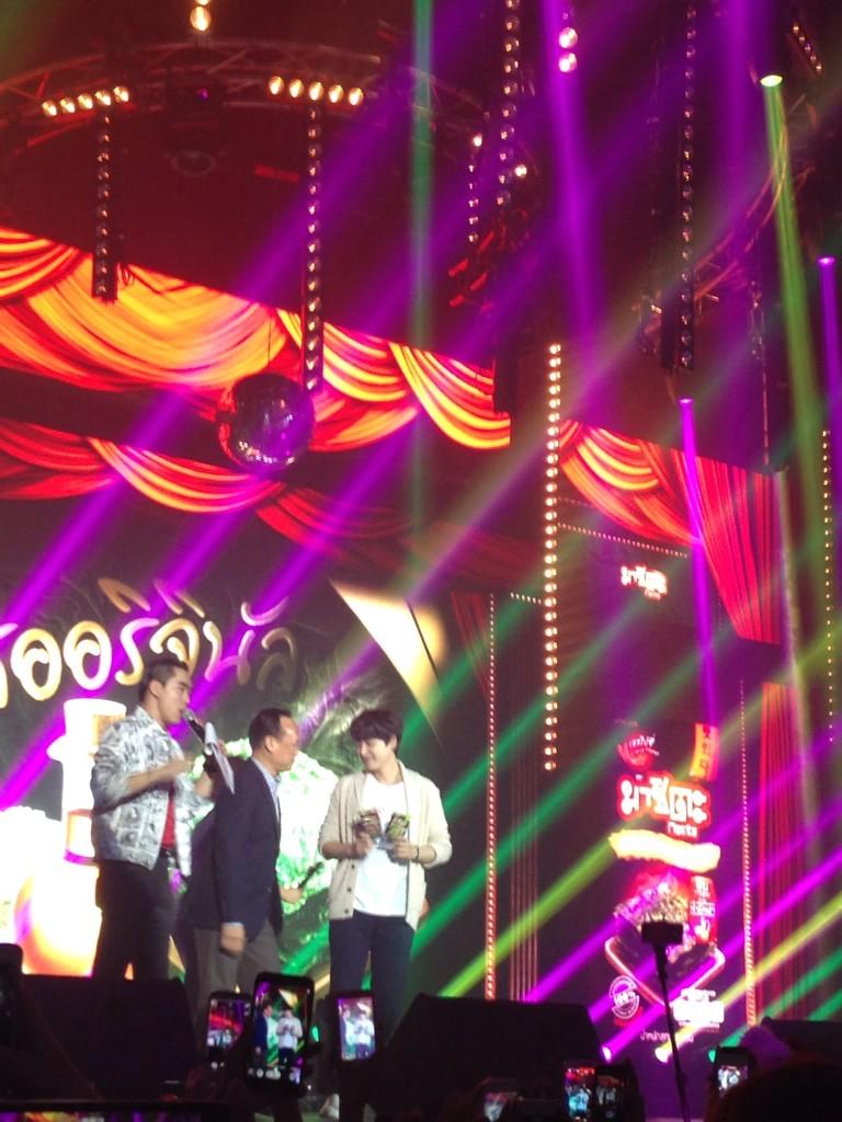 kmholic0823's tweet photo. Finally come out! http://t.co/lstTHQPsdl