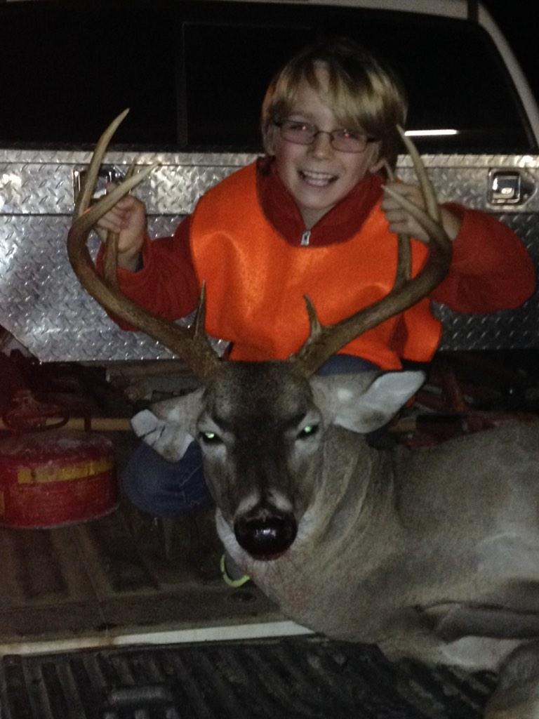 teamleader1465's tweet photo. 8 years old. Good 8 point @TheCrushTV http://t.co/bs34Bs4WL7