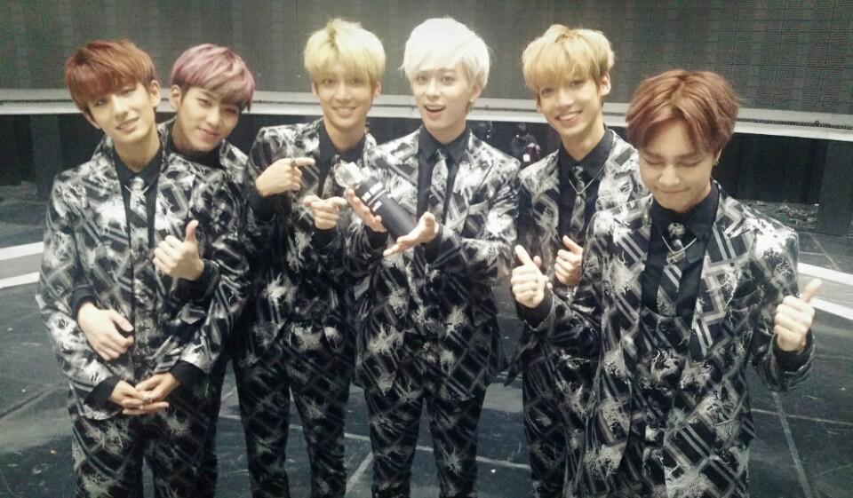 theshow_offcl's tweet photo. #더쇼 시즌4 3회 #더쇼초이스 #보이프렌드 축하드립니다♡ "@BOYF_DH: 늘 곁에서 응원해준 베프들 너무 고마워요 우리 멤버들도 너무수고했다 행복하자!♡ http://t.co/HdUR9R1L1z"