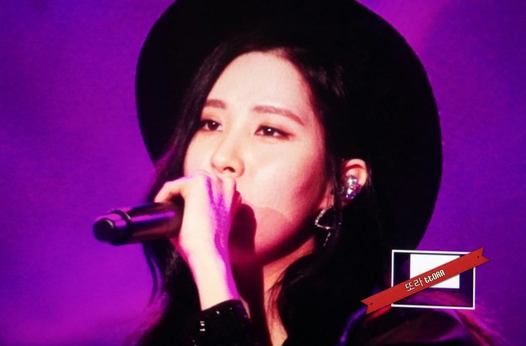 [PIC][11-11-2014]TaeTiSeo biểu diễn tại "Passion Concert 2014" ở Seoul Jamsil Gymnasium vào tối nay - Page 6 B2Kj9_WCIAAFqIW