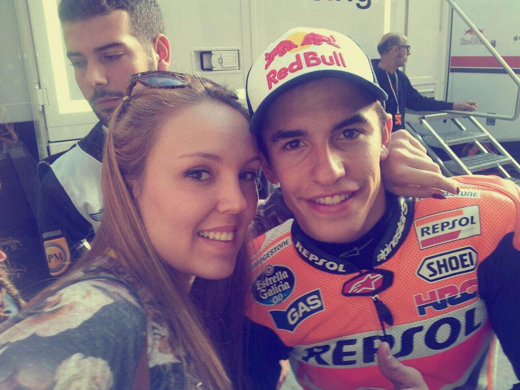 Andrea_Vidal_'s tweet photo. Fin de semana para recordar @marcmarquez93 http://t.co/jmbiG6uPef