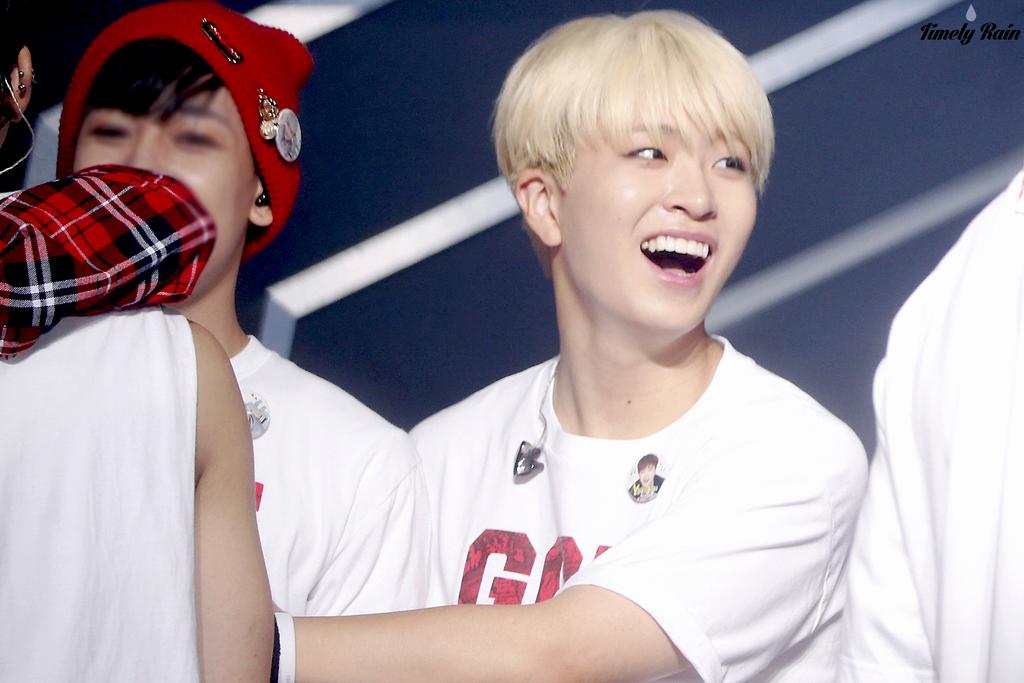 Timelyrain_YJ's tweet photo. 141022 Japan Tour In Nagoya - 몇 분 안남았지만 #300dayswithGOT7 #영재 #최영재 #Youngjae #GOT7 http://t.co/3QcobRfBv7 http://t.co/hVpFubbE1n