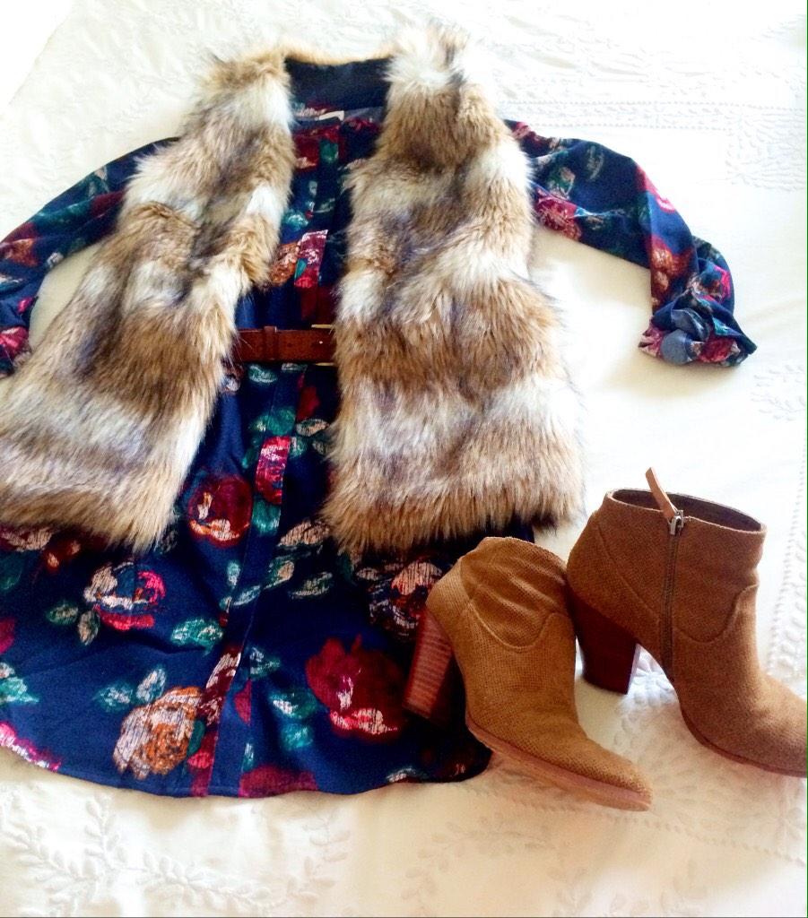 PumpkinandRose's tweet photo. Fall Florals. New blog post: http://t.co/Nakbjg0KZY http://t.co/KZYlX89R7l