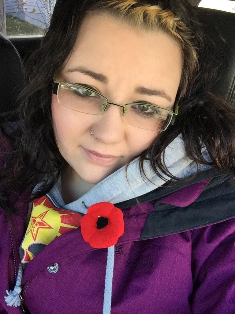SarahPi60298963's tweet photo. #RemembranceDay #HappyVeteransDay #RememberThem #proudgrandaughter #iloveyoupoppy #Grateful http://t.co/DaONDrmYqn