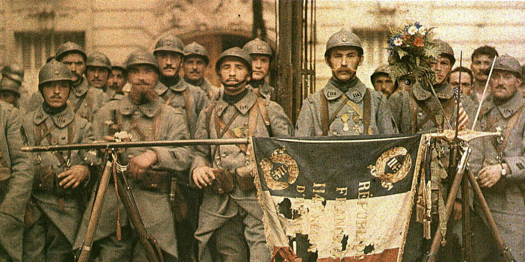 HistoiredeFr's tweet photo. 1,4 million de soldats français sont morts durant la Première guerre mondiale.

RT pour leur rendre hommage. http://t.co/VW7v7BzT6m