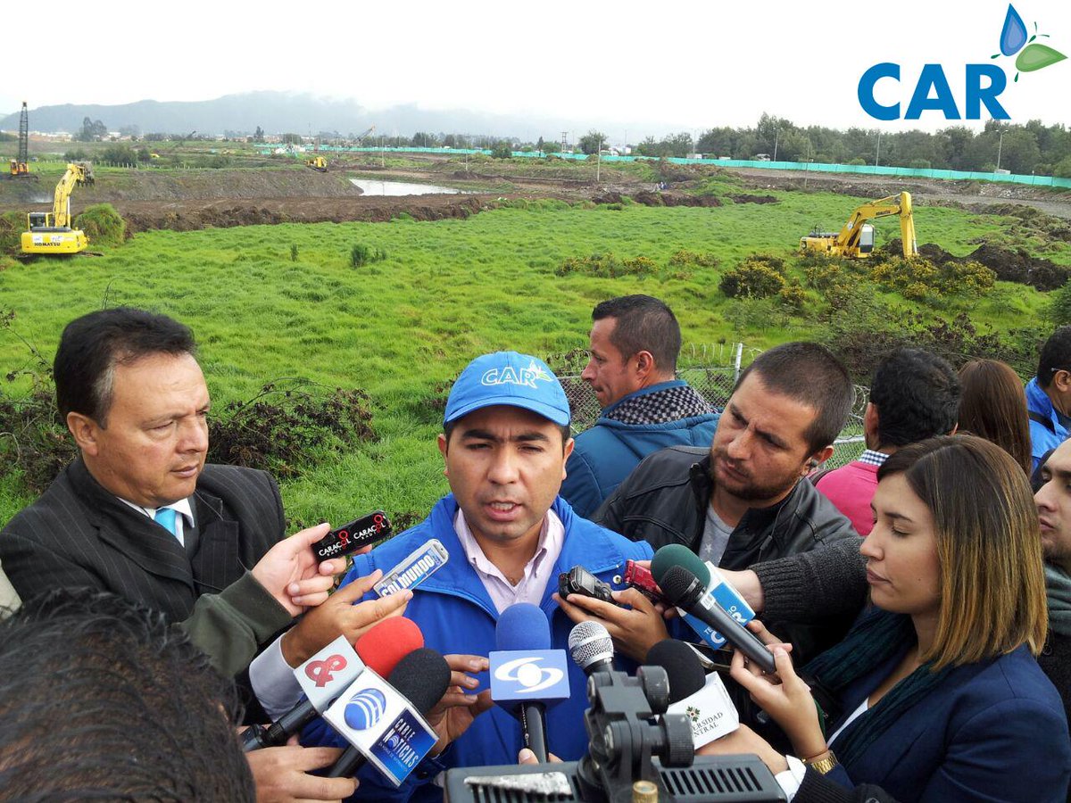 CAR_Cundi's tweet photo. CAR inicia II fase adec hidráulica y recuperación amb río Btá http://t.co/stUdiLKtQC @MinAmbienteCo @AlfredignacioB http://t.co/iRY7ptEFZP
