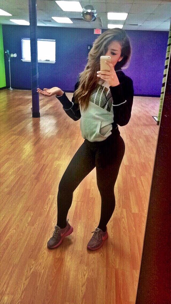 leebaccs's tweet image. Bigger calves than the boys #elitegreatness