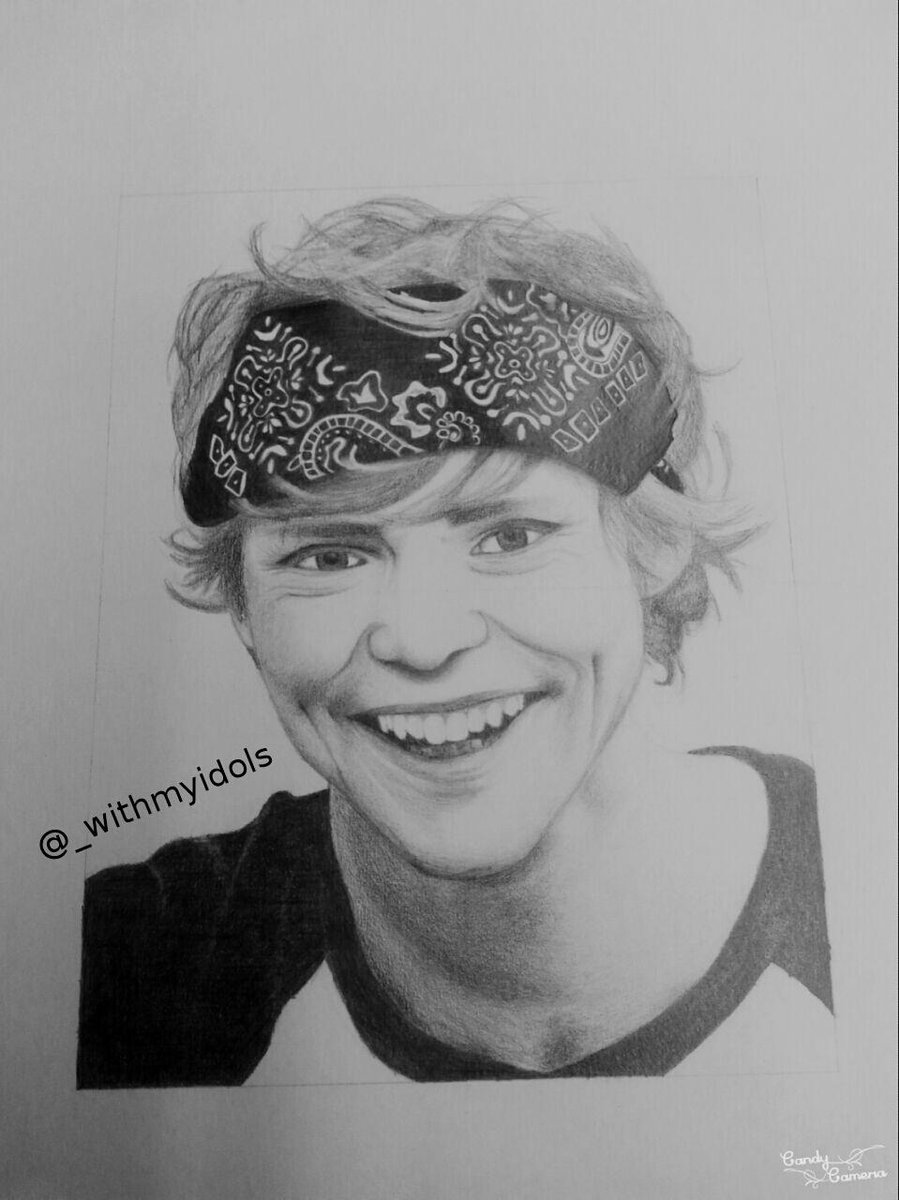 Can someone #rt and help me to get notice by him?It would mean the world💕 #fanart5sos @Ashton5SOS @5SOS