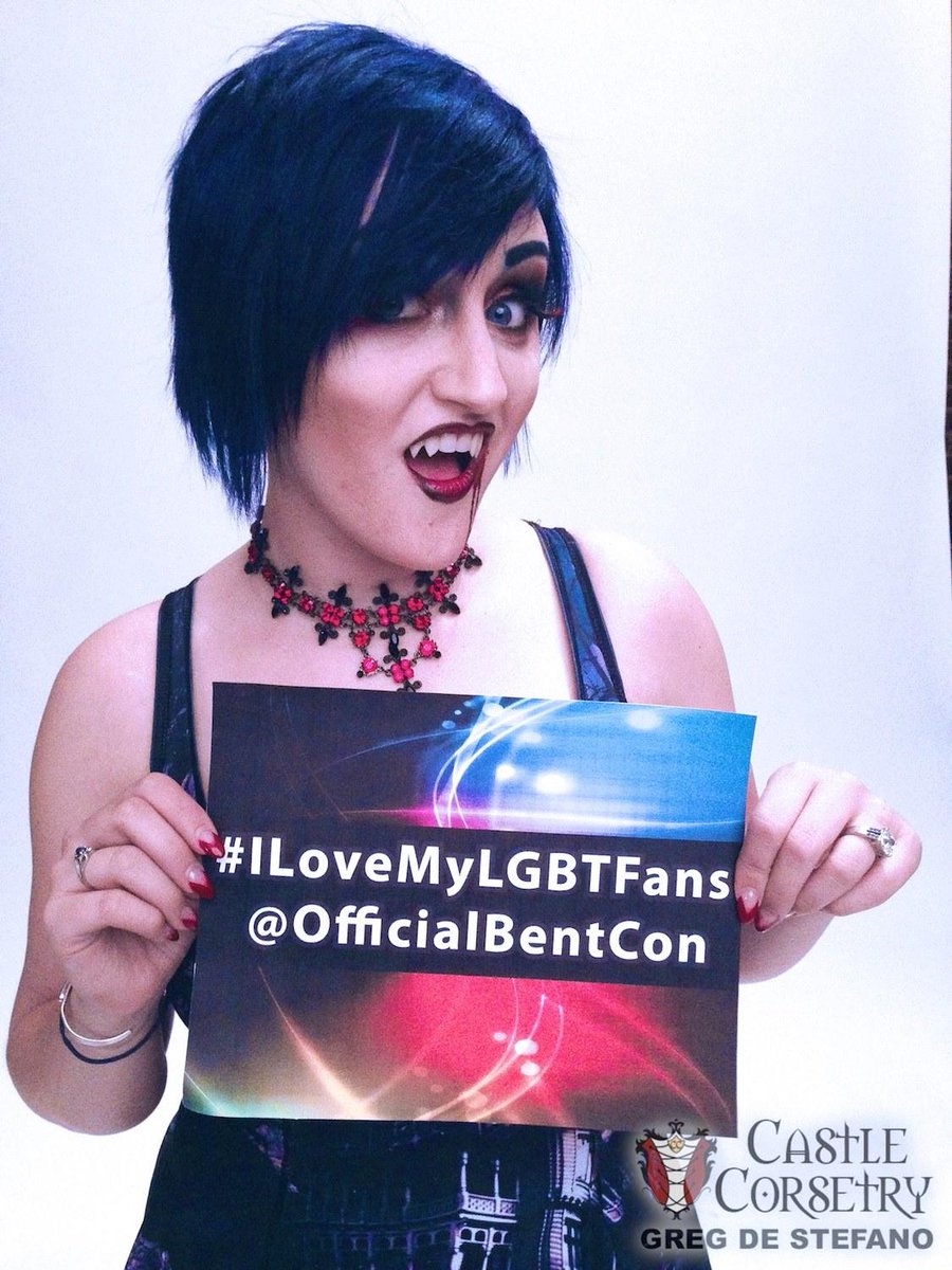 CapLucky's tweet photo. #Ilovemylgbtfans #lgbt #allies #loveislove #bentcon FOLLOW @CastleCorsetry #costume #cosplay #fashion http://t.co/MI1zapJjja