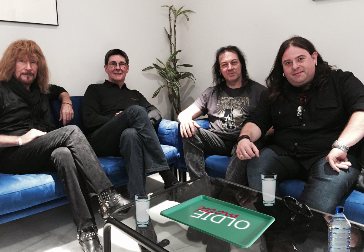 RockFM_ES's tweet photo. #RockFM, Tenemos a @MedinaAzahara_ en #OldieMotel, que a las 23h nos abrirán "Las Puertas del Cielo" @SenadorMusica http://t.co/boO1Blsciq