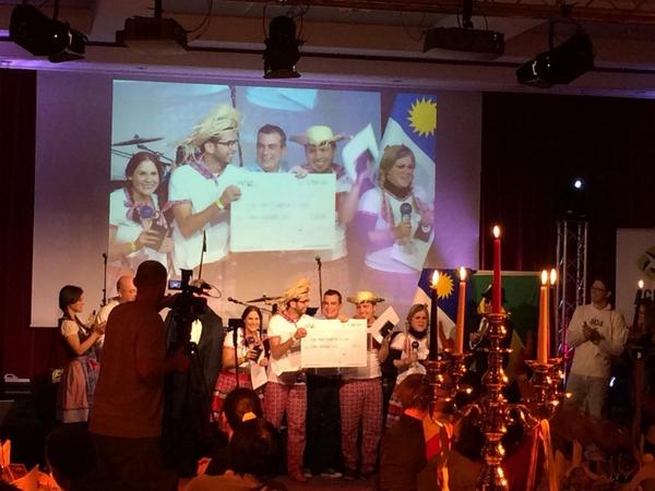 eliasnogueira's tweet photo. Parabéns ao #teamcesar pela conquista do #STWC2014 (Copa do mundo de Teste) no #AgileTD \o/
@rbcursino @zecarrera http://t.co/itIk7iHpDr