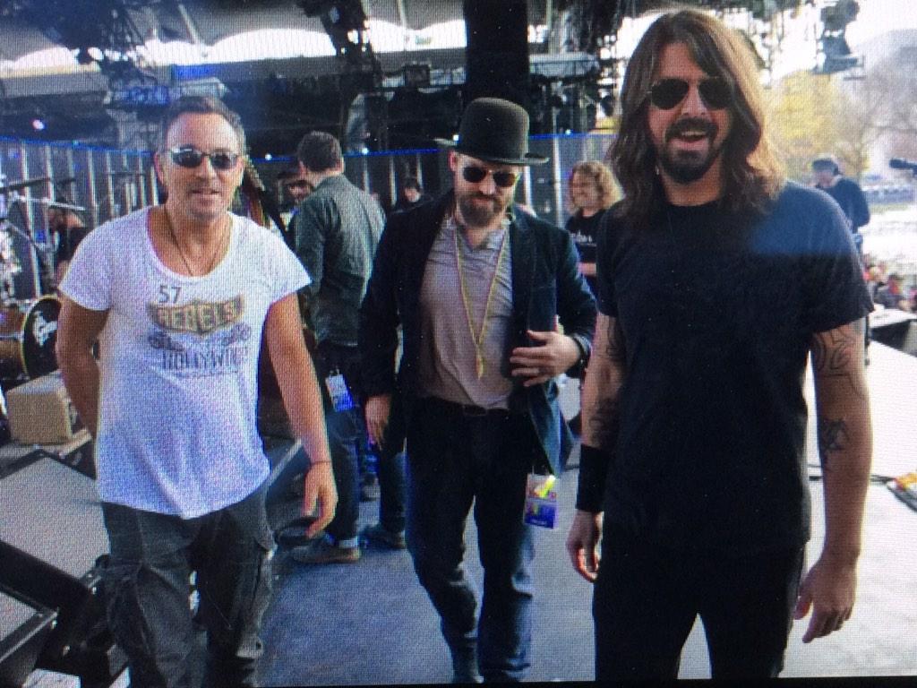 Bruce Springsteen on Twitter "Backstage with Zac Brown and Dave Grohl
