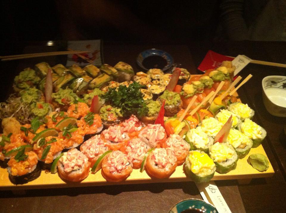 LENYSANSUSHI's tweet photo. HOY 20HS LENYSAN SUSHI
DARDO ROCHA1028
MARTNEZ http://t.co/mzktrZrkvJ