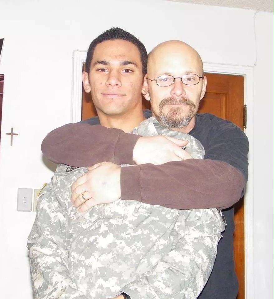 doricooley's tweet photo. Happy Veteran's day to these special Cooley men. #GoArmy #DadAndBrother http://t.co/F556nOtQHW