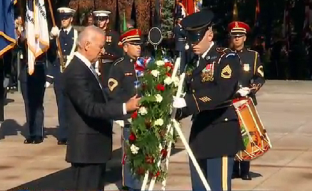 ABC's tweet photo. Vice Pres. Biden lays wreath at Tomb of the Unknown Soldier at Arlington Nat'l Cemetery in honor of Veterans Day. http://t.co/qvSLmueRhm