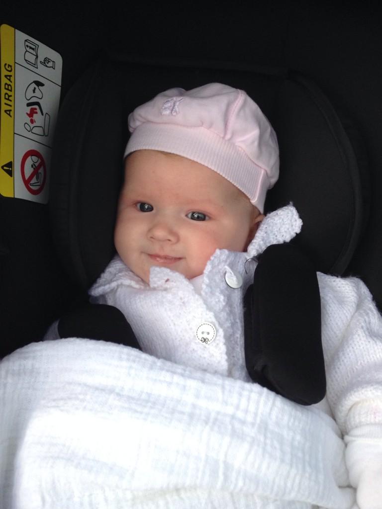 adeleln88's tweet photo. @gillions1 happy birthday to the best daddy in the world x 💗 love your little princess Darcie xxx http://t.co/GQOj6jcipy