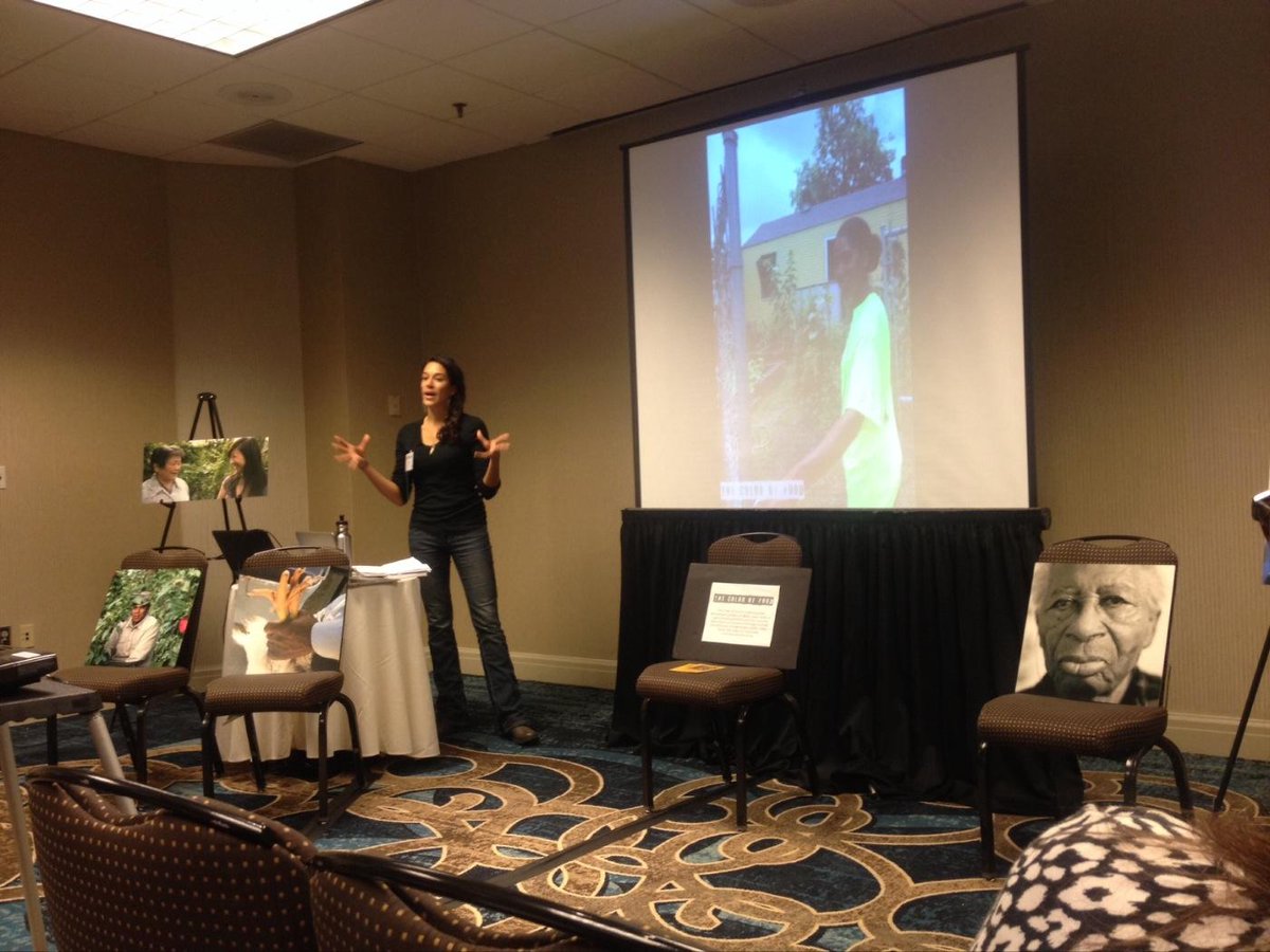 SmallFarmz's tweet photo. "Food is a good thing to have pride in." @browngirlfarmin #thecoloroffood #SAC14 #revitalized #culture http://t.co/khliUnrIau