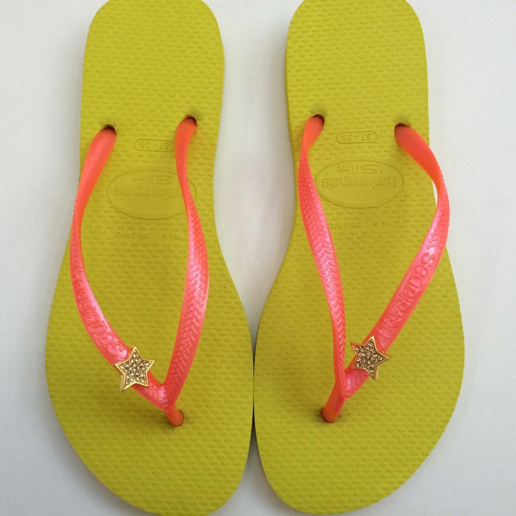 NatalieRoos's tweet photo. Create your own custom @SA_Havaianas_SA at the @VandAWaterfront all week! #MyHavis http://t.co/cz0fhB3aIN