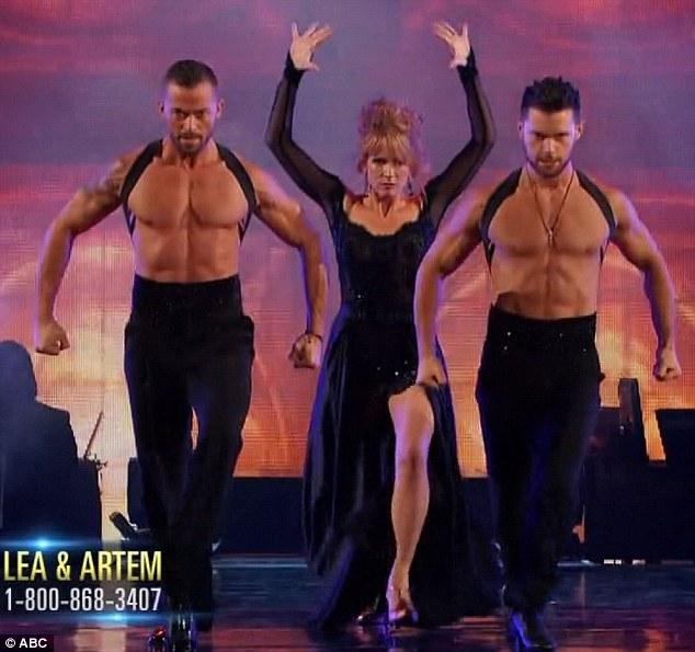 TeamHenryByalik's tweet photo. @HenryByalikov @alma090810 @DancingABC
#Bravo! #PrecisionPerfect Paso~#Flawless! #SpectacularDancing!
Stole the show http://t.co/eatfUridrL