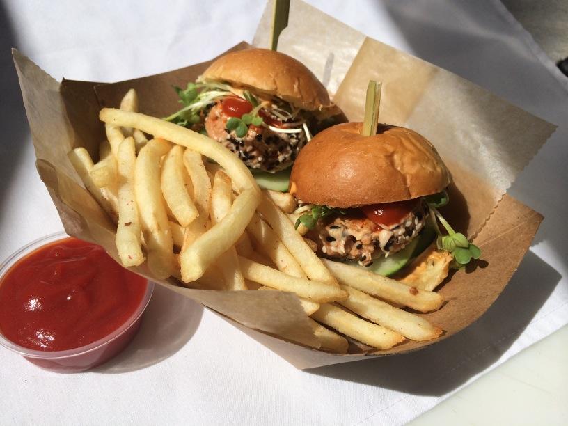 #reallyREALLYgood #sliders today 6531 Irvine center dr 11-2 &amp; hot yummy FRIES