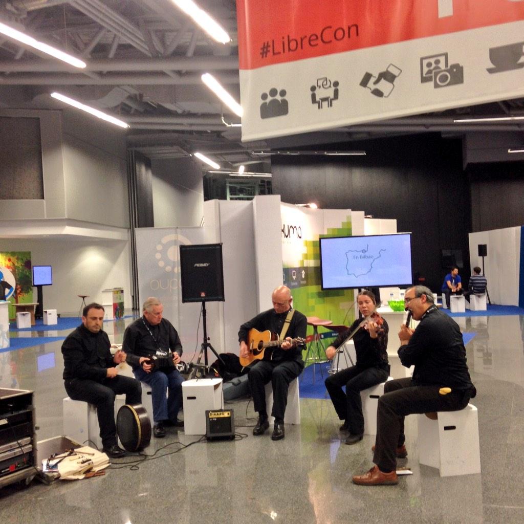 irontec's tweet image. Bihar arte! #librecon #Librecon2014