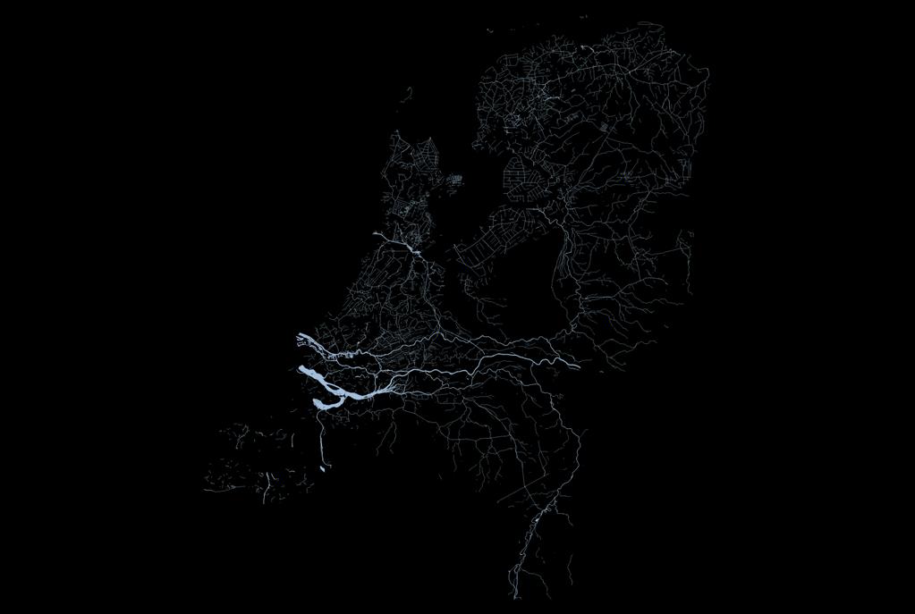 Een fascinerende foto van al het #water in NL. Zoom in en zie kanalen,rivieren en beken.#ruimtevdrivier
