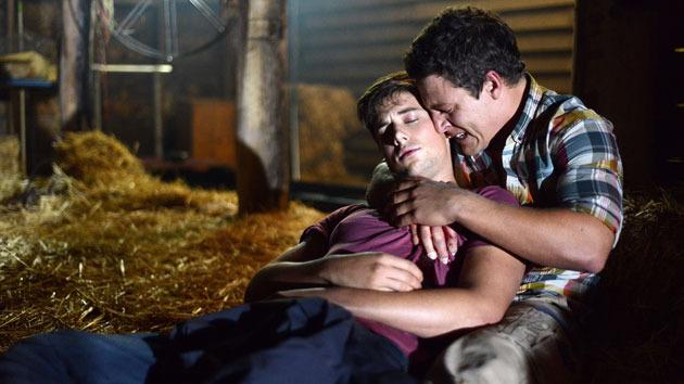 BlingKing86's tweet photo. #HomeAndAway won't be the same without Casey Braxton in it 
#PoorBrax 
#RIPCaseyBraxton http://t.co/UYumlWbDLu
