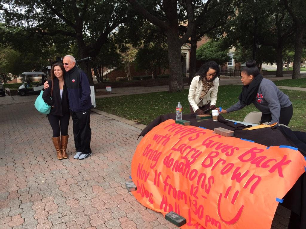 adrianaf92's tweet photo. SMU is collecting money &amp; canned food for children in need. Donors get to meet Larry Brown by the flagpole. http://t.co/7MV7ciD7xv