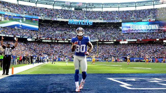 Born today to my favorite player and the best nfl play of all , Happy Birthday victor cruz 