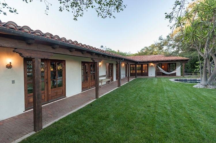 AOL Real Estate tweet media