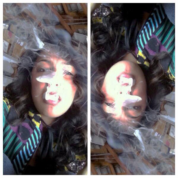 imabeastbxtches's tweet photo. “@DJZeeti: twitpic a selfie if you #TeamPrettyPotheads cc @BossFid” http://t.co/geaqHPVO2U