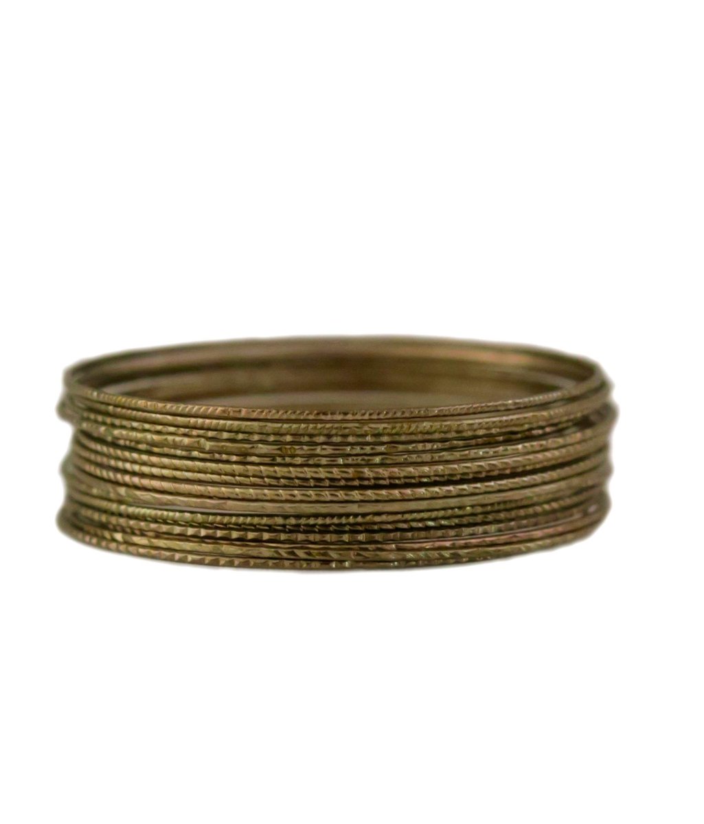 LaFeem's tweet photo. Just listed some very pretty, vintage dark gold bangles. #goddesschic http://t.co/n5Wk5xCEiA http://t.co/mZotyhnR7S