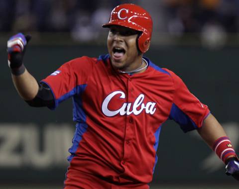 Agente de Tomás destaca el poder de su cliente. serienacional.com/?p=noticias_le…