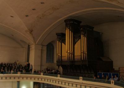 180fact's tweet photo. Why Room40's modular synth fanatic @johnchantler is taking his modular synth to church: http://t.co/8urK13eTFx http://t.co/JwqkKSN5kp