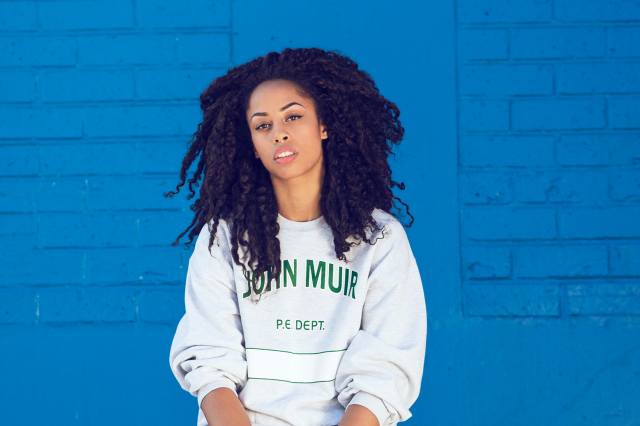 .<a href="/Rochelle_Jordan/">ROCHELLE</a> brought together a world of sounds to make an awesome R&amp;B album on '1021':  bit.ly/1ujLraK
