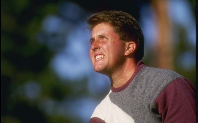 Phil Mickelson hired as interim assistant golf coach at Arizona State - cbsprt.co/10ShaDR