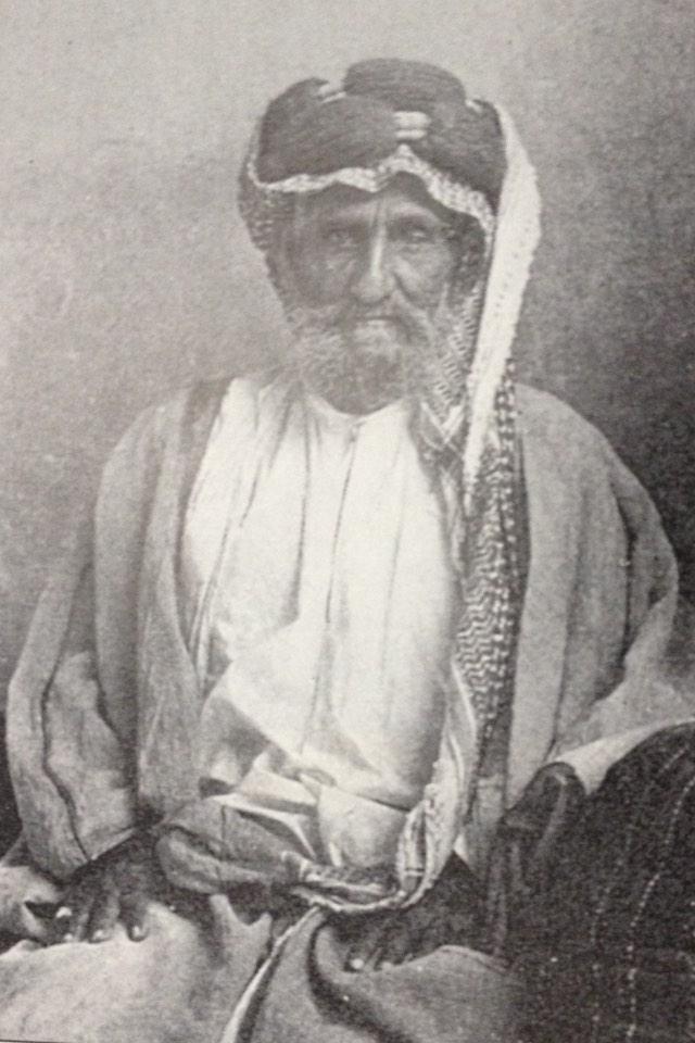 nayefhe's tweet photo. الوجيه وتاجر اللؤلؤ ناصر بن يوسف البدر من اصحاب الرأي والمشورة بمجلس امير الكويت http://t.co/HqaIMVf4fU