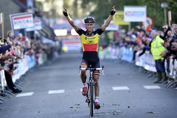 Gunsjim1's tweet photo. #Ciclocross
Exhibición Sven Nys en Niel (Belgica), delante de Van Aert y Pawels.
#InfoCiclis
http://t.co/F0NgEQiTUg http://t.co/jSecg8mQLj