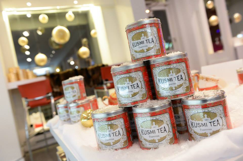Mathild_Mercier's tweet photo. On démarre notre dossier de #Noël par un coup de cœur #thé : le #Tsarevna de @KusmiCanada http://t.co/2YjH7F2SWM http://t.co/oP4M0WxV7T