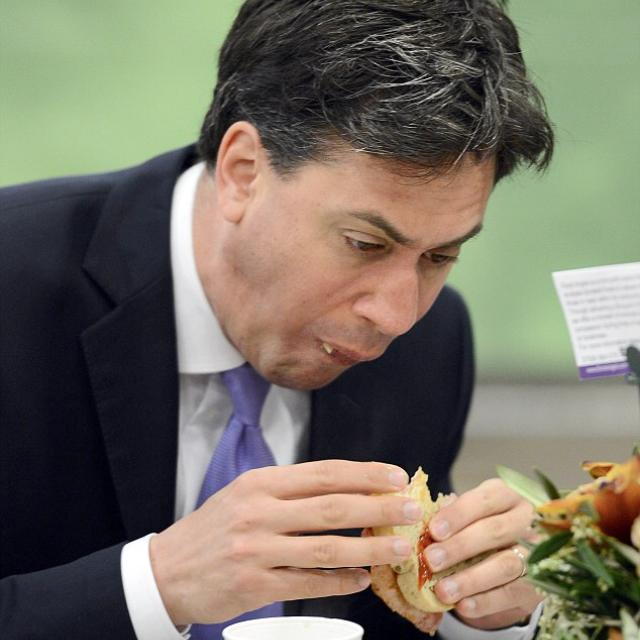 SonOfChelsea's tweet image. So this is a guy who wants to run our country.. Oh dear #FacePalm #NotAPM