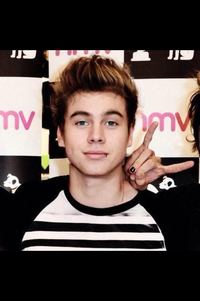 I'm cake af <a href="/DaddyLxke/">your daddy</a>