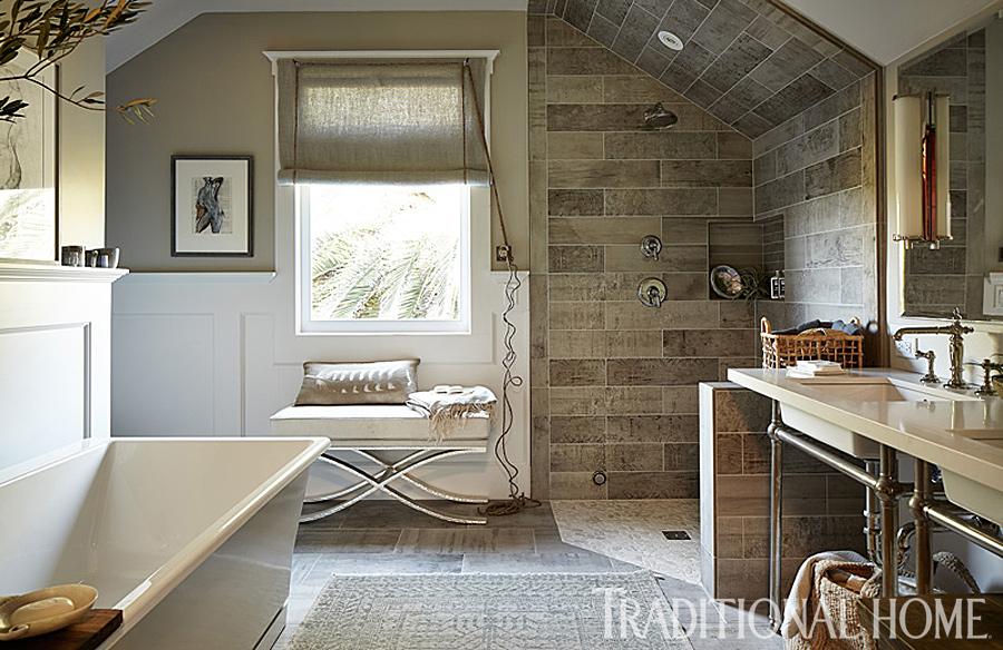 traditionalhome's tweet image. The lovely, luxurious Master Bath, Napa Show House
Design by Leslie Kalish and Gayle Leksan
bit.ly/1vJYGy6