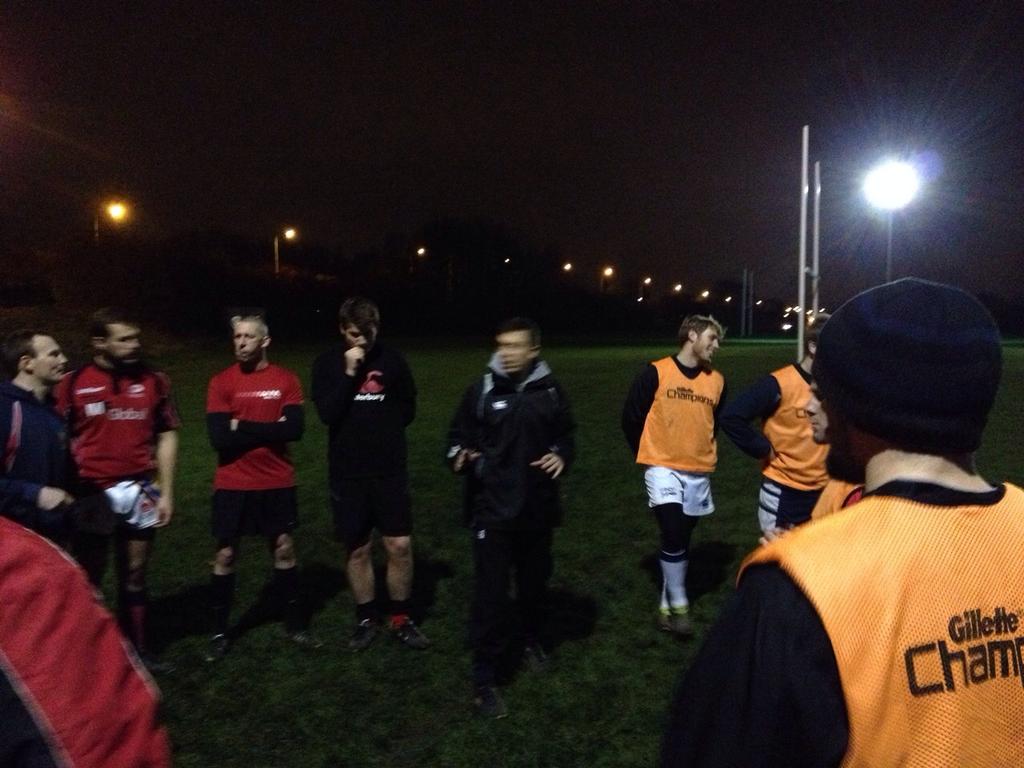 Leading a session as part of the @lancashirerugby Mentor Scheme. Great effort from <a href="/TheWidsRUFC/">Widnes RUFC</a> lads.
