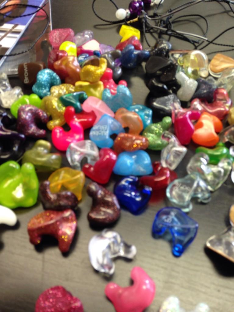 _JB's tweet photo. So many colors to choose from! http://t.co/YPAfkGhqub