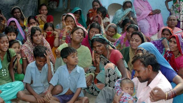 '@cnnbrk: 11 women dead after receiving sterilization surgeries in India. cnn.it/10SNarv ' #appreciatefreedom