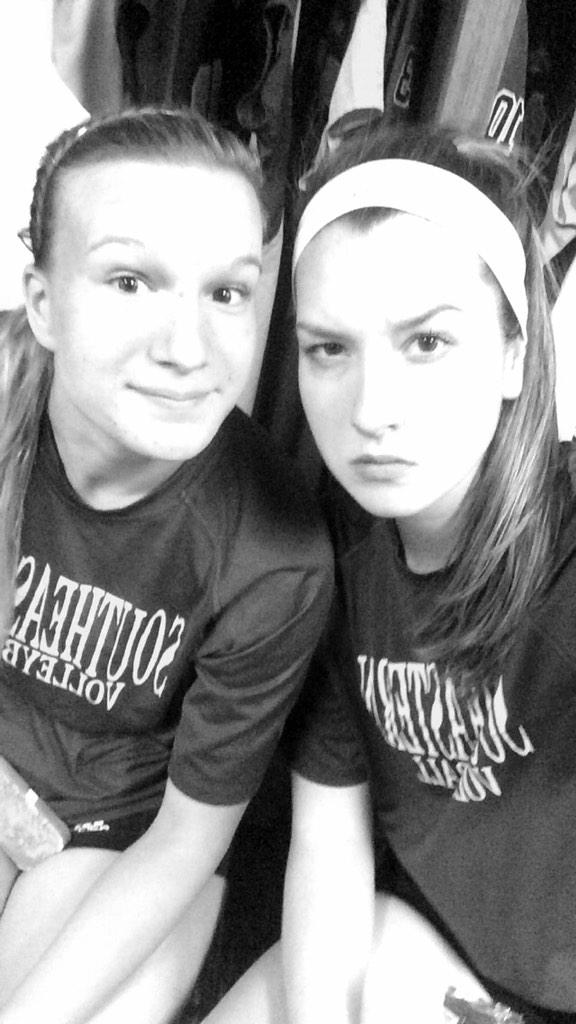 tiffany__and_co's tweet photo. ITS GAME DAY. be at the UC @ 7 tonight! #bringfriends #LionUp #SmootFever π http://t.co/mKX2EeAoYz