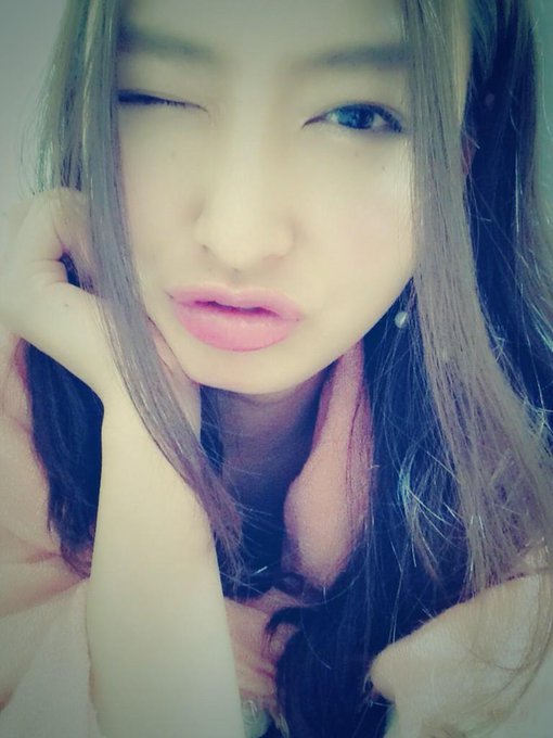 お、今日は【強靭ボディSEXYボディ】の二話目の放送日じゃないか！毎週水曜23:30〜BSテレ東よろしくねん♡ http://t.co/y96SKgJssQ